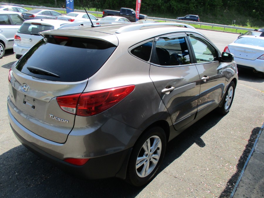 2012 Hyundai Tucson LTD Limited FWD, available for sale in Meriden, Connecticut | Cos Central Auto. Meriden, Connecticut 2012 Hyundai Tucson LTD Limited FWD, available for sale in Meriden, Connecticut | Cos Central Auto. Meriden, Connecticut