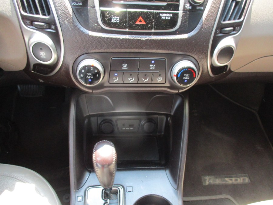 2012 Hyundai Tucson LTD Limited FWD, available for sale in Meriden, Connecticut | Cos Central Auto. Meriden, Connecticut 2012 Hyundai Tucson LTD Limited FWD, available for sale in Meriden, Connecticut | Cos Central Auto. Meriden, Connecticut