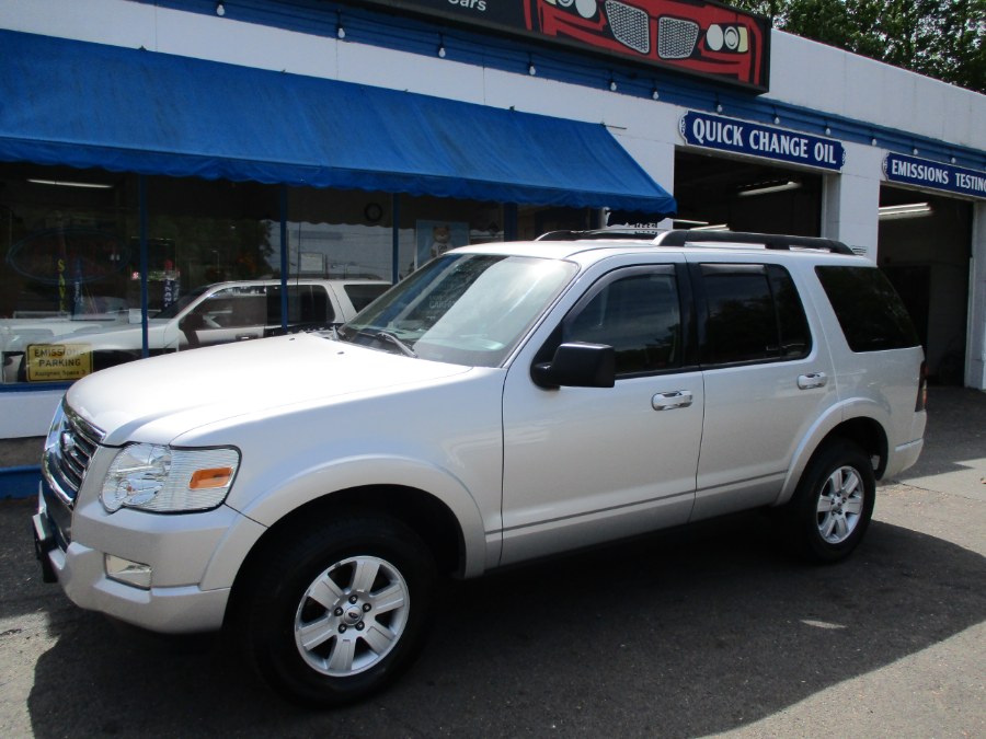 2010 Ford Explorer 4WD 4dr XLT, available for sale in Meriden, Connecticut | Cos Central Auto. Meriden, Connecticut 2010 Ford Explorer 4WD 4dr XLT, available for sale in Meriden, Connecticut | Cos Central Auto. Meriden, Connecticut