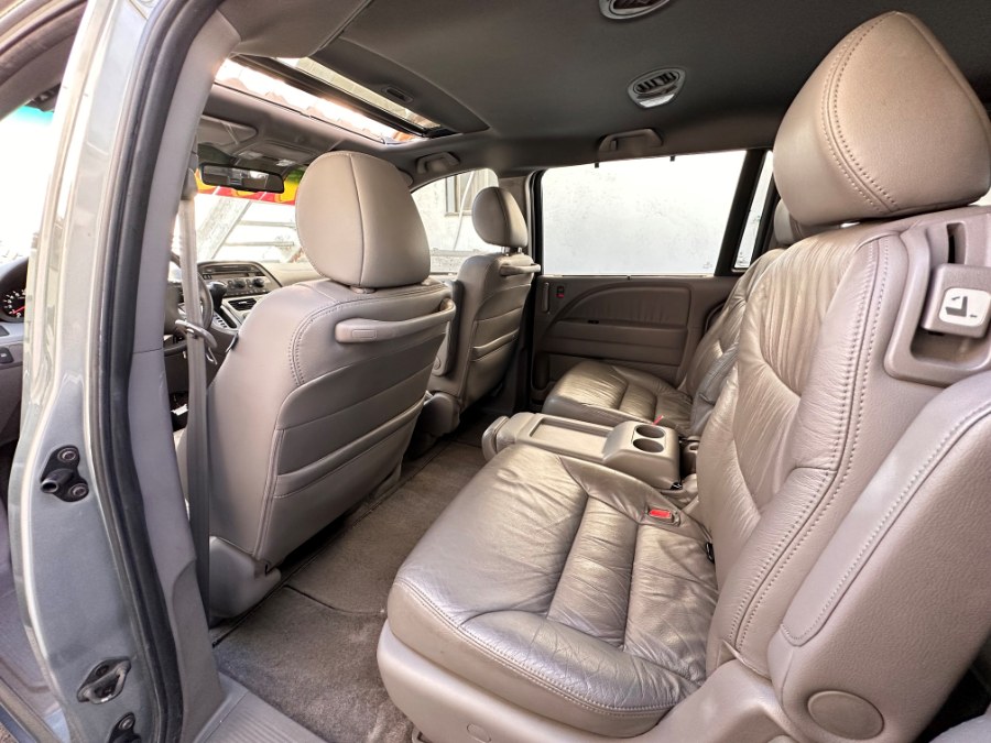 2010 Honda Odyssey 5dr EX-L, available for sale in Corona, California | Green Light Auto. Corona, California 2010 Honda Odyssey 5dr EX-L, available for sale in Corona, California | Green Light Auto. Corona, California