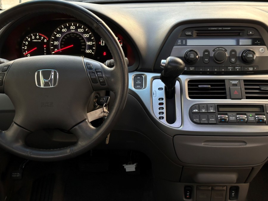 2010 Honda Odyssey 5dr EX-L, available for sale in Corona, California | Green Light Auto. Corona, California 2010 Honda Odyssey 5dr EX-L, available for sale in Corona, California | Green Light Auto. Corona, California