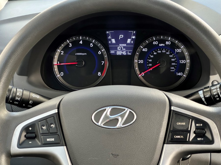 2014 Hyundai Accent 4dr Sdn Auto GLS, available for sale in Corona, California | Green Light Auto. Corona, California 2014 Hyundai Accent 4dr Sdn Auto GLS, available for sale in Corona, California | Green Light Auto. Corona, California