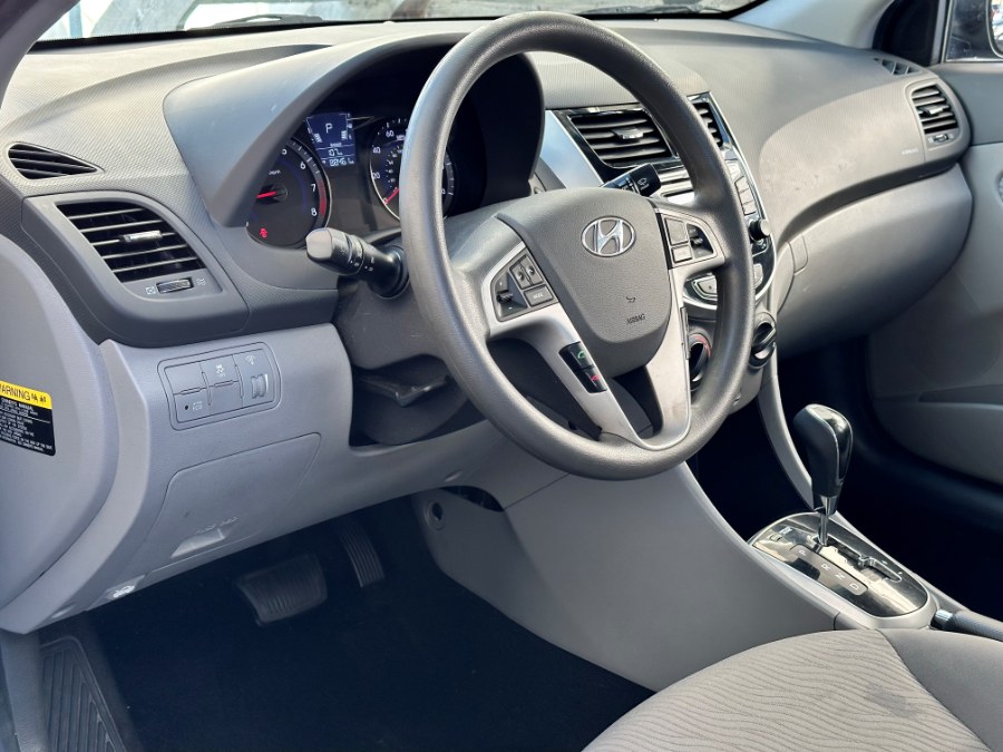 2014 Hyundai Accent 4dr Sdn Auto GLS, available for sale in Corona, California | Green Light Auto. Corona, California 2014 Hyundai Accent 4dr Sdn Auto GLS, available for sale in Corona, California | Green Light Auto. Corona, California