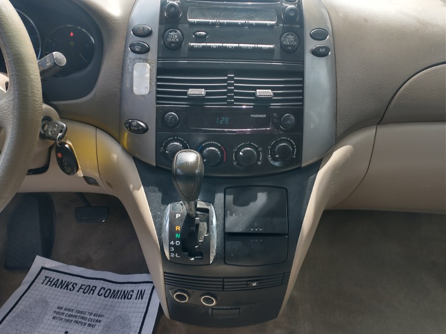 2008 Toyota Sienna 5dr 7-Pass Van LE FWD, available for sale in Rosedale, New York | Sunrise Auto Sales. Rosedale, New York 2008 Toyota Sienna 5dr 7-Pass Van LE FWD, available for sale in Rosedale, New York | Sunrise Auto Sales. Rosedale, New York
