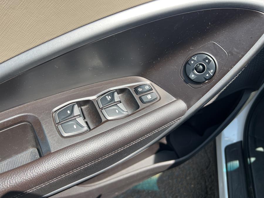 2014 Hyundai Santa Fe Sport AWD 4dr 2.4, available for sale in Stamford, Connecticut | Harbor View Auto Sales LLC. Stamford, Connecticut 2014 Hyundai Santa Fe Sport AWD 4dr 2.4, available for sale in Stamford, Connecticut | Harbor View Auto Sales LLC. Stamford, Connecticut
