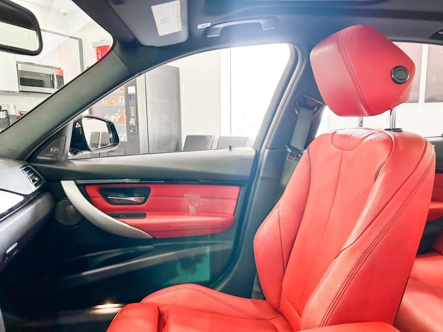 2018 BMW 3 Series 330i xDrive Sedan South Africa, available for sale in Franklin Square, New York | Luxury Motor Club. Franklin Square, New York 2018 BMW 3 Series 330i xDrive Sedan South Africa, available for sale in Franklin Square, New York | Luxury Motor Club. Franklin Square, New York