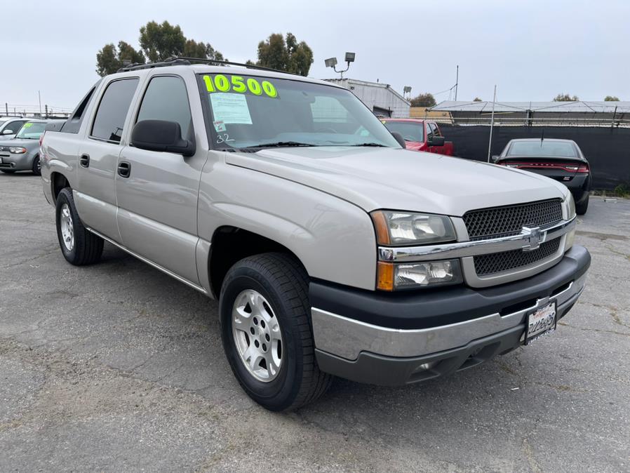2004 Chevrolet Avalanche 1500 5dr Crew Cab 130" WB, available for sale in Garden Grove, California | U Save Auto Auction. Garden Grove, California