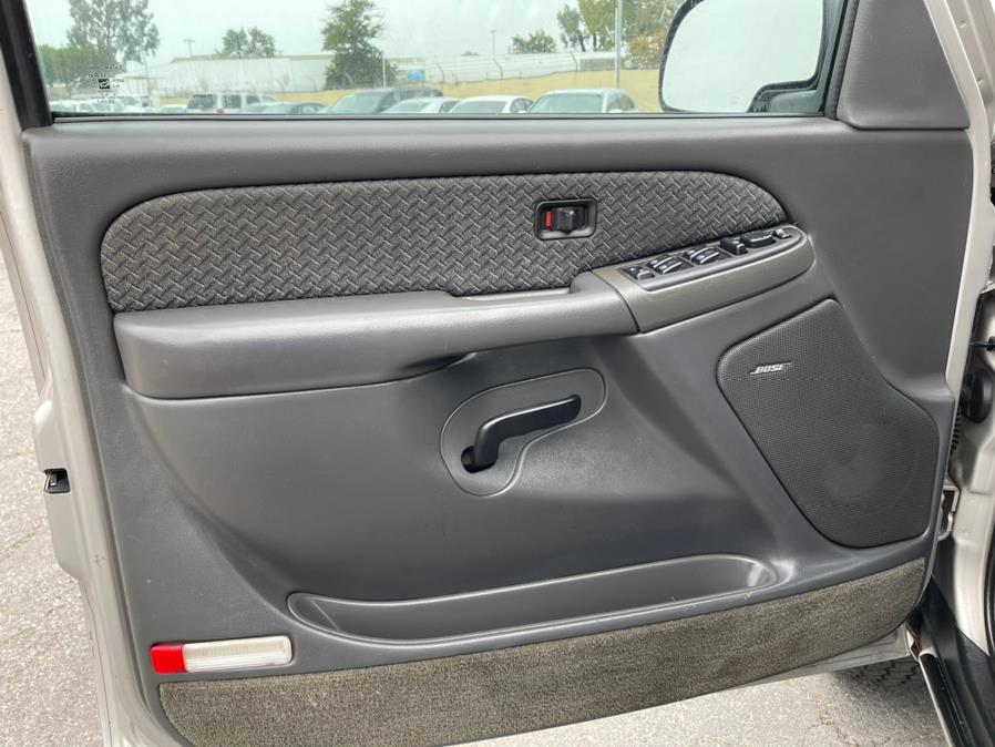 2004 Chevrolet Avalanche 1500 5dr Crew Cab 130" WB, available for sale in Garden Grove, California | U Save Auto Auction. Garden Grove, California 2004 Chevrolet Avalanche 1500 5dr Crew Cab 130" WB, available for sale in Garden Grove, California | U Save Auto Auction. Garden Grove, California