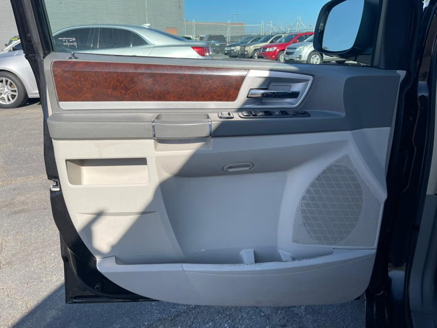 2010 Chrysler Town & Country 4dr Wgn Touring, available for sale in Garden Grove, California | U Save Auto Auction. Garden Grove, California 2010 Chrysler Town & Country 4dr Wgn Touring, available for sale in Garden Grove, California | U Save Auto Auction. Garden Grove, California