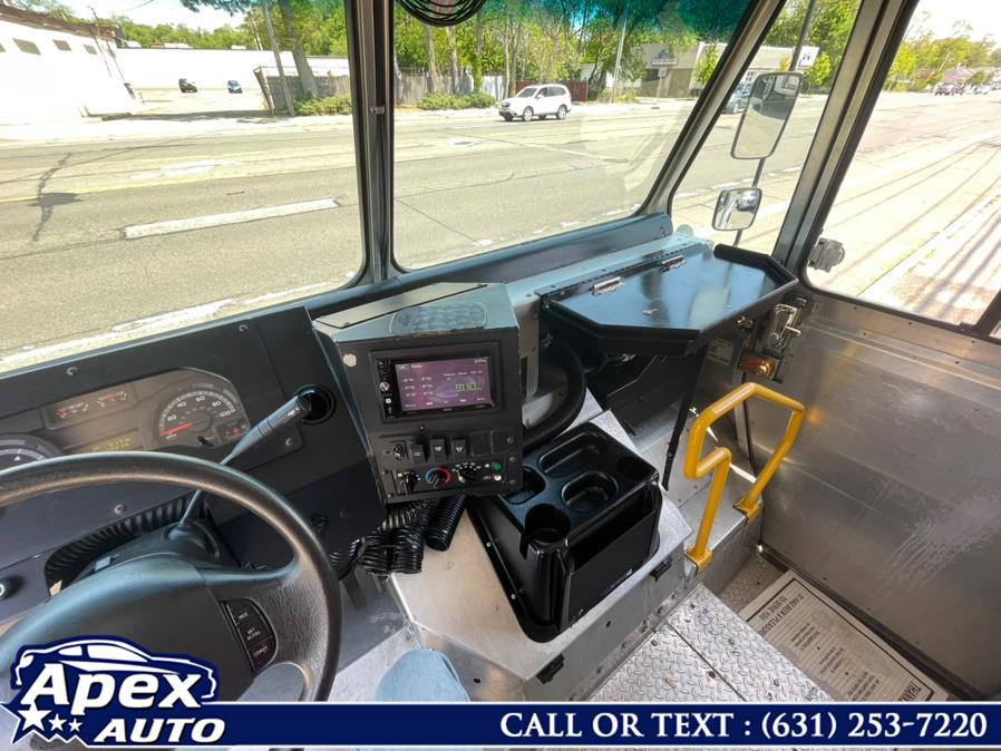 2015 Morgan Olson Route Star Walk-In 17'4"L x 85H x 93W, available for sale in Selden, New York | Apex Auto. Selden, New York 2015 Morgan Olson Route Star Walk-In 17'4"L x 85H x 93W, available for sale in Selden, New York | Apex Auto. Selden, New York