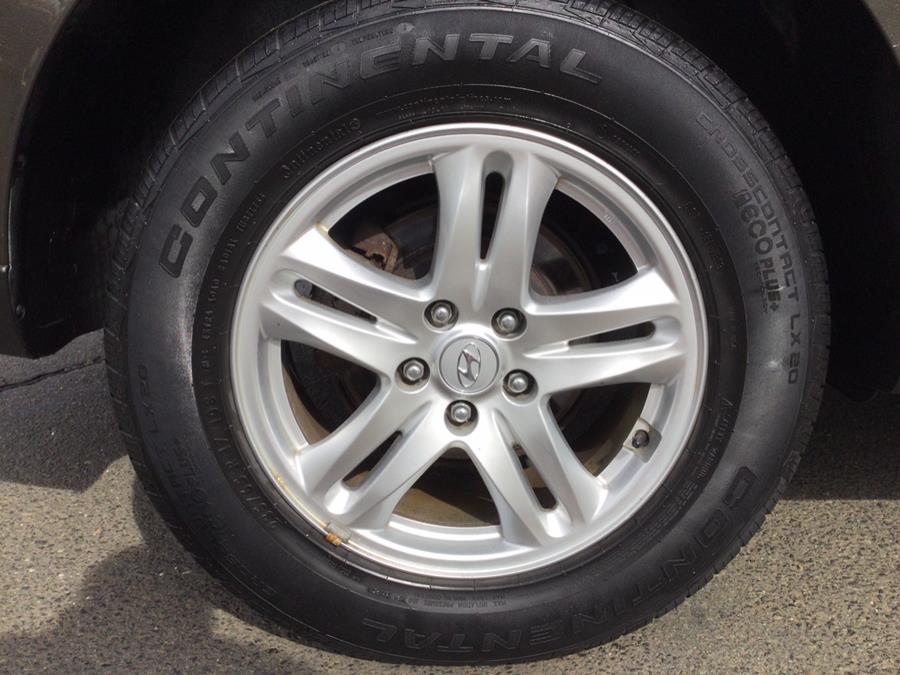 2012 Hyundai Santa Fe AWD 4dr I4 GLS, available for sale in Plantsville, Connecticut | L&S Automotive LLC. Plantsville, Connecticut 2012 Hyundai Santa Fe AWD 4dr I4 GLS, available for sale in Plantsville, Connecticut | L&S Automotive LLC. Plantsville, Connecticut