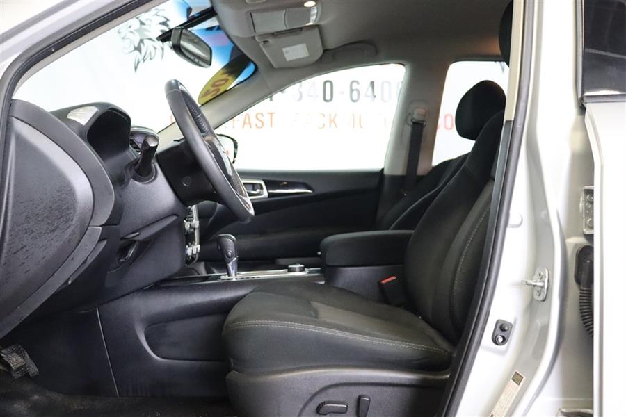 2017 Nissan Pathfinder SV, available for sale in Paterson, New Jersey | Fast Track Motors. Paterson, New Jersey 2017 Nissan Pathfinder SV, available for sale in Paterson, New Jersey | Fast Track Motors. Paterson, New Jersey