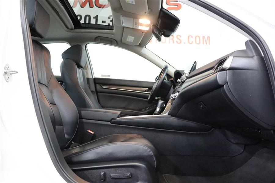 2018 Honda Accord EX-L, available for sale in Paterson, New Jersey | Fast Track Motors. Paterson, New Jersey 2018 Honda Accord EX-L, available for sale in Paterson, New Jersey | Fast Track Motors. Paterson, New Jersey
