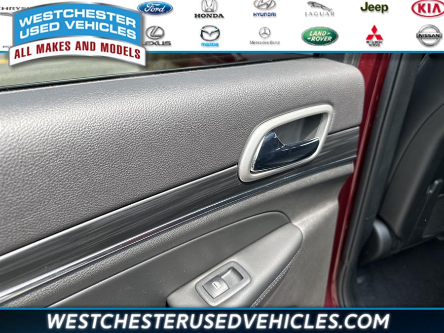 2019 Jeep Grand Cherokee Limited, available for sale in White Plains, New York | Westchester Used Vehicles. White Plains, New York 2019 Jeep Grand Cherokee Limited, available for sale in White Plains, New York | Westchester Used Vehicles. White Plains, New York