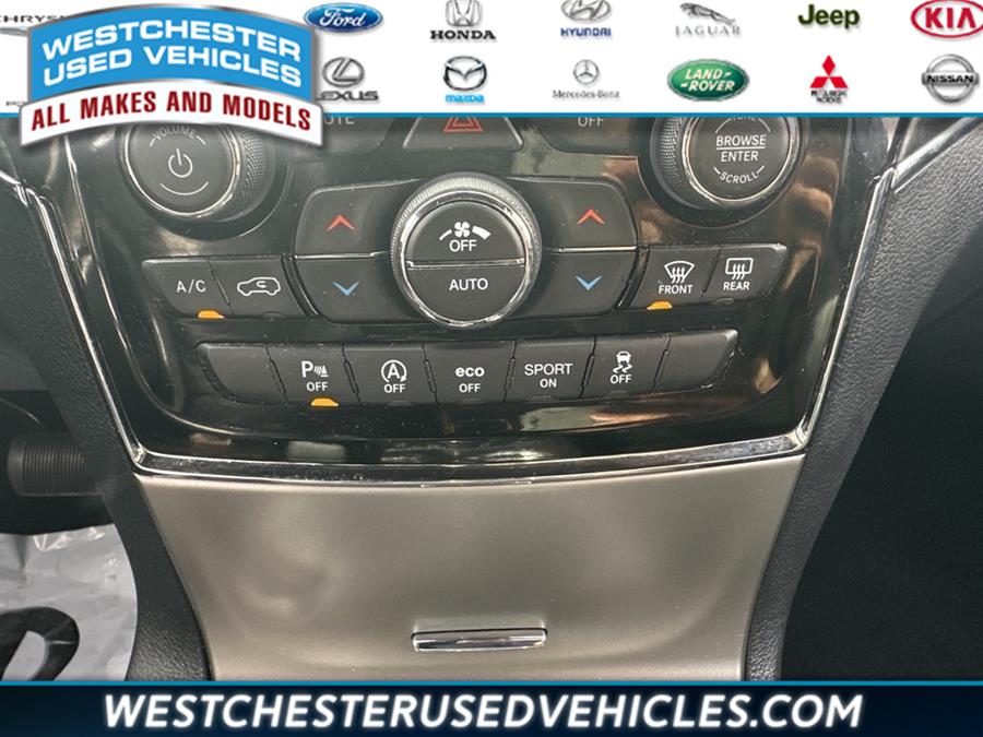 2020 Jeep Grand Cherokee Limited, available for sale in White Plains, New York | Westchester Used Vehicles. White Plains, New York 2020 Jeep Grand Cherokee Limited, available for sale in White Plains, New York | Westchester Used Vehicles. White Plains, New York