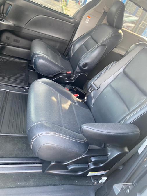 2017 Toyota Sienna SE Premium FWD 8-Passenger (Natl), available for sale in Brooklyn, New York | Brooklyn Auto Mall LLC. Brooklyn, New York