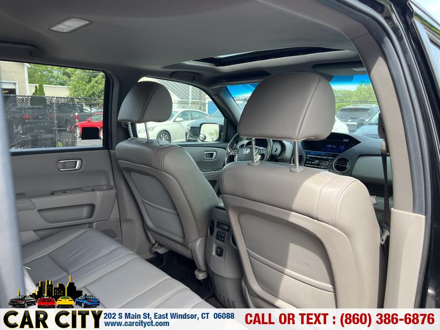 2013 Honda Pilot 4WD 4dr EX-L, available for sale in East Windsor, Connecticut | Car City LLC. East Windsor, Connecticut 2013 Honda Pilot 4WD 4dr EX-L, available for sale in East Windsor, Connecticut | Car City LLC. East Windsor, Connecticut