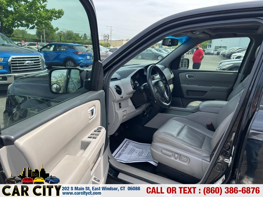 2013 Honda Pilot 4WD 4dr EX-L, available for sale in East Windsor, Connecticut | Car City LLC. East Windsor, Connecticut 2013 Honda Pilot 4WD 4dr EX-L, available for sale in East Windsor, Connecticut | Car City LLC. East Windsor, Connecticut