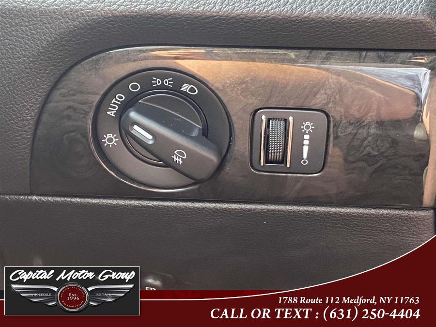 2011 Dodge Durango AWD 4dr Crew, available for sale in Medford, New York | Capital Motor Group Inc. Medford, New York 2011 Dodge Durango AWD 4dr Crew, available for sale in Medford, New York | Capital Motor Group Inc. Medford, New York