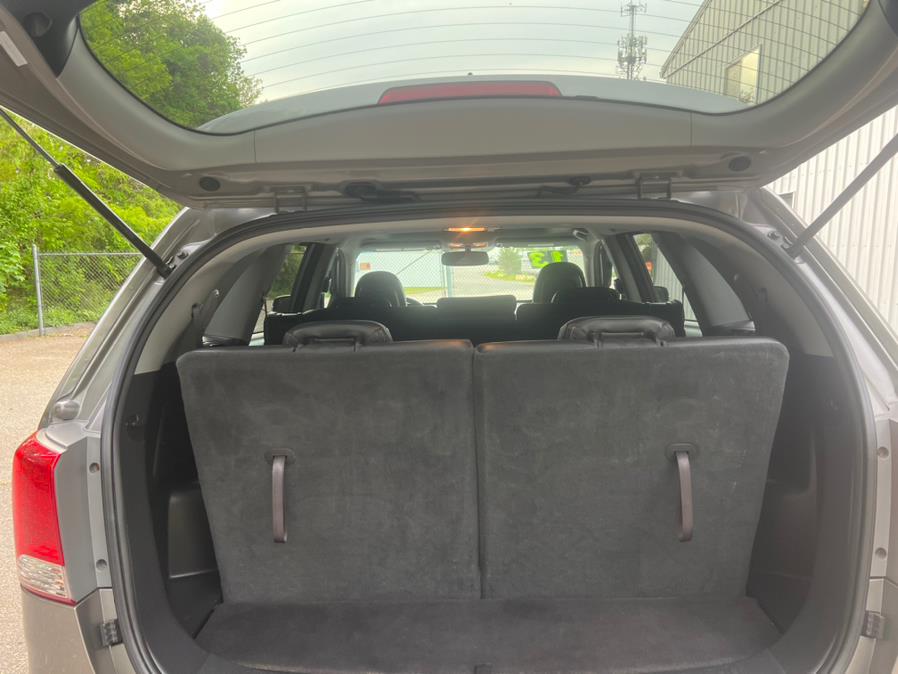 2013 Kia Sorento AWD 4dr V6 EX, available for sale in Swansea, Massachusetts | Gas On The Run. Swansea, Massachusetts 2013 Kia Sorento AWD 4dr V6 EX, available for sale in Swansea, Massachusetts | Gas On The Run. Swansea, Massachusetts