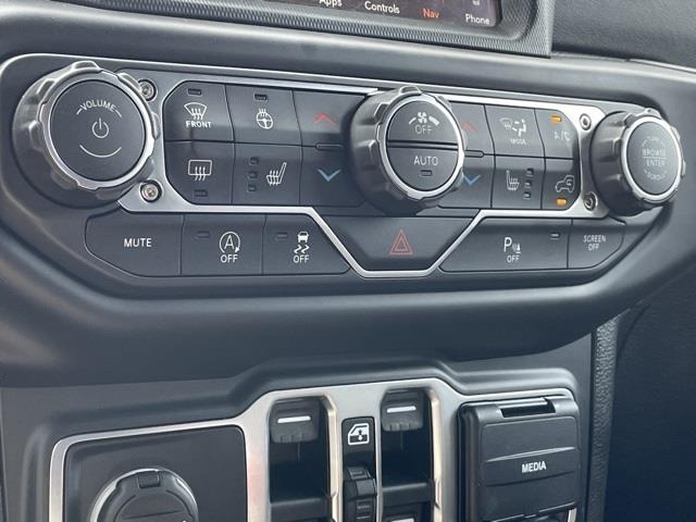2019 Jeep Wrangler Unlimited Sahara, available for sale in Brookfield, Connecticut | Blasius Federal Road. Brookfield, Connecticut 2019 Jeep Wrangler Unlimited Sahara, available for sale in Brookfield, Connecticut | Blasius Federal Road. Brookfield, Connecticut