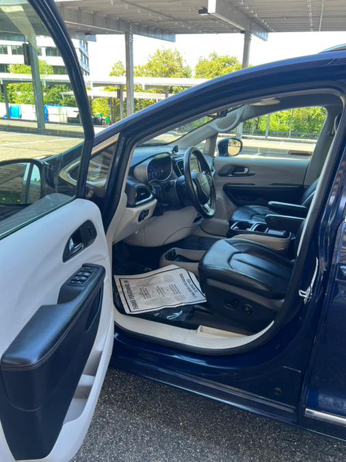 2020 Chrysler Pacifica Touring L FWD, available for sale in Garfield, New Jersey | Mikes Auto Sales LLC. Garfield, New Jersey 2020 Chrysler Pacifica Touring L FWD, available for sale in Garfield, New Jersey | Mikes Auto Sales LLC. Garfield, New Jersey