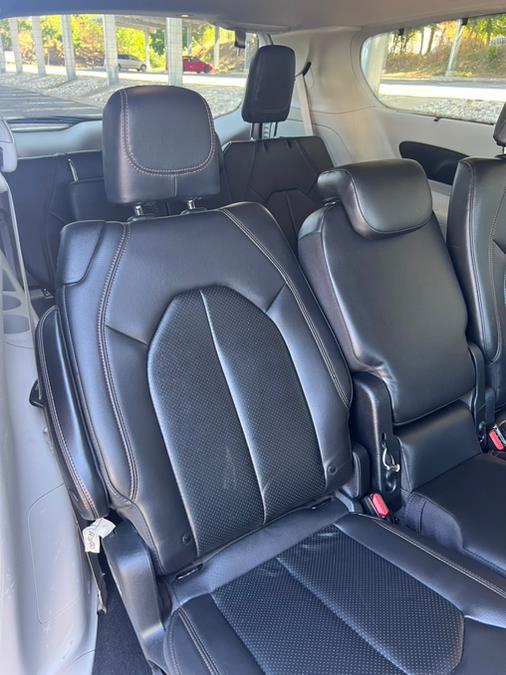 2020 Chrysler Pacifica Touring L FWD, available for sale in Garfield, New Jersey | Mikes Auto Sales LLC. Garfield, New Jersey 2020 Chrysler Pacifica Touring L FWD, available for sale in Garfield, New Jersey | Mikes Auto Sales LLC. Garfield, New Jersey