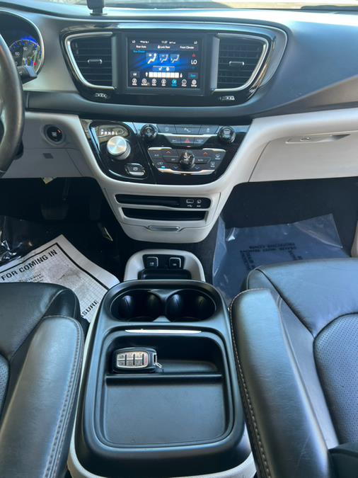 2020 Chrysler Pacifica Touring L FWD, available for sale in Garfield, New Jersey | Mikes Auto Sales LLC. Garfield, New Jersey 2020 Chrysler Pacifica Touring L FWD, available for sale in Garfield, New Jersey | Mikes Auto Sales LLC. Garfield, New Jersey