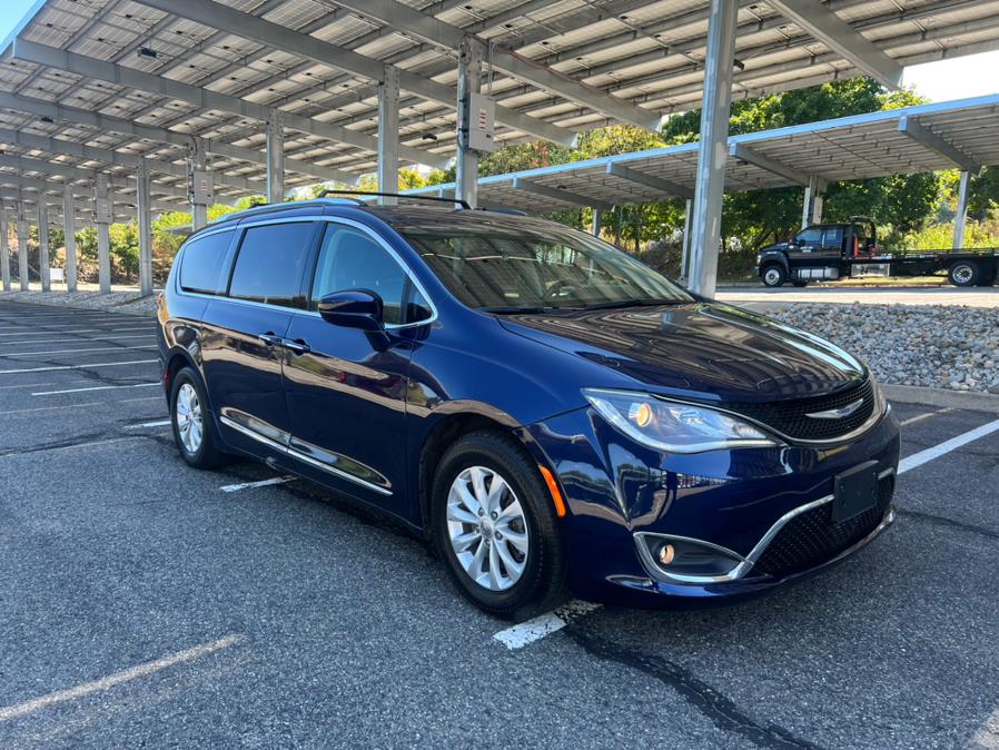 2020 Chrysler Pacifica Touring L FWD, available for sale in Garfield, New Jersey | Mikes Auto Sales LLC. Garfield, New Jersey 2020 Chrysler Pacifica Touring L FWD, available for sale in Garfield, New Jersey | Mikes Auto Sales LLC. Garfield, New Jersey