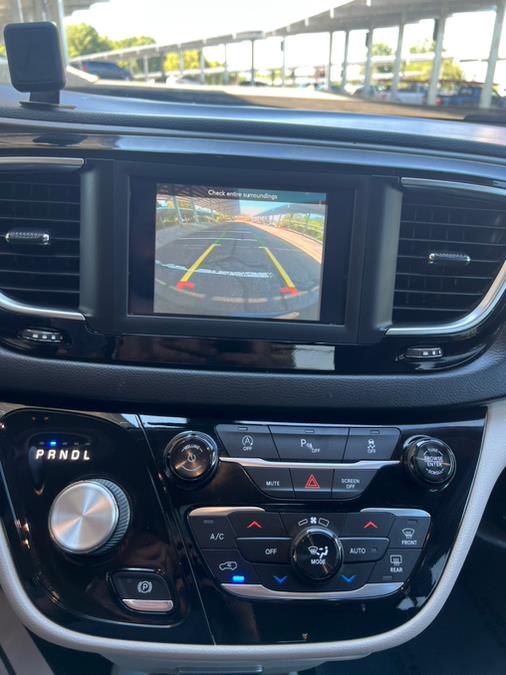 2020 Chrysler Pacifica Touring L FWD, available for sale in Garfield, New Jersey | Mikes Auto Sales LLC. Garfield, New Jersey 2020 Chrysler Pacifica Touring L FWD, available for sale in Garfield, New Jersey | Mikes Auto Sales LLC. Garfield, New Jersey
