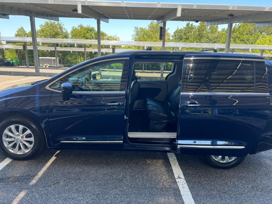 2020 Chrysler Pacifica Touring L FWD, available for sale in Garfield, New Jersey | Mikes Auto Sales LLC. Garfield, New Jersey 2020 Chrysler Pacifica Touring L FWD, available for sale in Garfield, New Jersey | Mikes Auto Sales LLC. Garfield, New Jersey