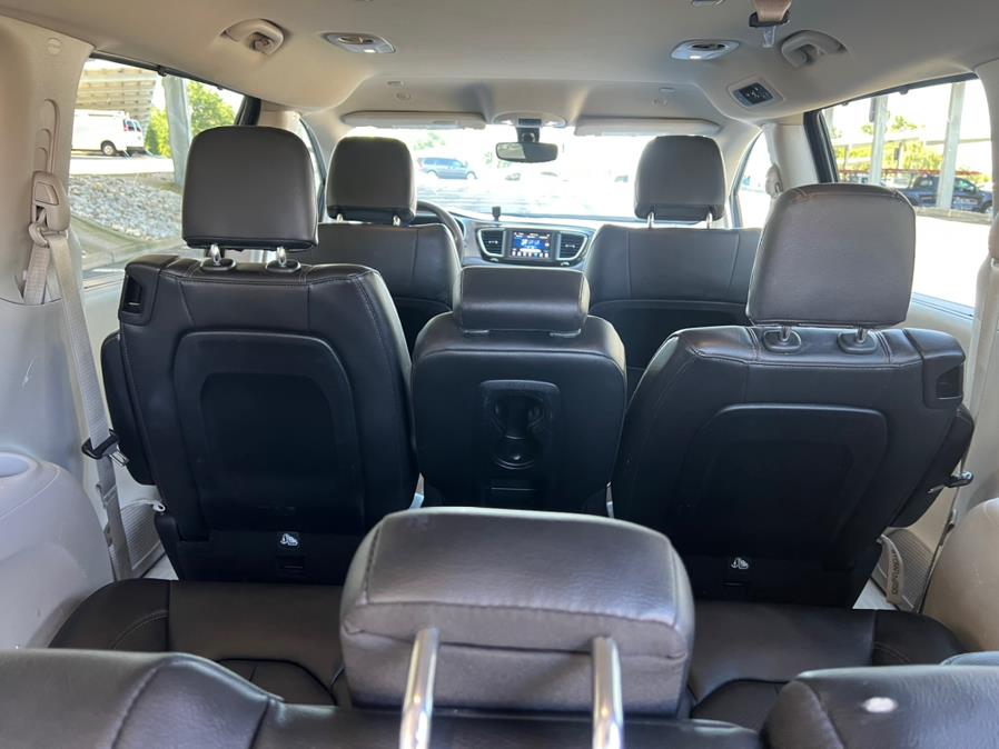 2020 Chrysler Pacifica Touring L FWD, available for sale in Garfield, New Jersey | Mikes Auto Sales LLC. Garfield, New Jersey 2020 Chrysler Pacifica Touring L FWD, available for sale in Garfield, New Jersey | Mikes Auto Sales LLC. Garfield, New Jersey
