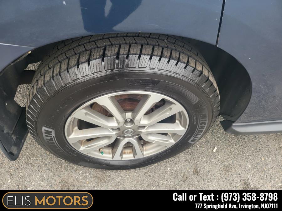 2014 Nissan Pathfinder 4WD 4dr SV, available for sale in Irvington, New Jersey | Elis Motors Corp. Irvington, New Jersey 2014 Nissan Pathfinder 4WD 4dr SV, available for sale in Irvington, New Jersey | Elis Motors Corp. Irvington, New Jersey