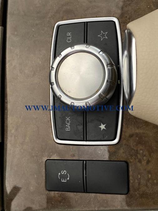 2014 Mercedes-benz E-class 4dr Sdn E 350 Luxury 4MATIC®, available for sale in Naugatuck, Connecticut | J&M Automotive Sls&Svc LLC. Naugatuck, Connecticut 2014 Mercedes-benz E-class 4dr Sdn E 350 Luxury 4MATIC®, available for sale in Naugatuck, Connecticut | J&M Automotive Sls&Svc LLC. Naugatuck, Connecticut