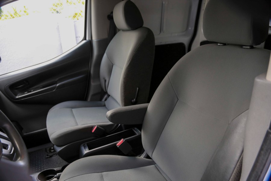 2017 Nissan NV200 Compact Cargo I4 S, available for sale in Miami, Florida | 26 Motors Miami. Miami, Florida 2017 Nissan NV200 Compact Cargo I4 S, available for sale in Miami, Florida | 26 Motors Miami. Miami, Florida