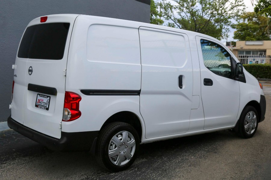 2017 Nissan NV200 Compact Cargo I4 S, available for sale in Miami, Florida | 26 Motors Miami. Miami, Florida 2017 Nissan NV200 Compact Cargo I4 S, available for sale in Miami, Florida | 26 Motors Miami. Miami, Florida