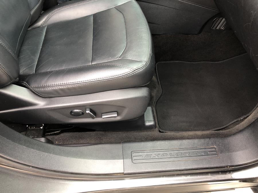 2016 Ford Explorer 4WD 4dr XLT, available for sale in Waterbury, Connecticut | National Auto Brokers, Inc.. Waterbury, Connecticut 2016 Ford Explorer 4WD 4dr XLT, available for sale in Waterbury, Connecticut | National Auto Brokers, Inc.. Waterbury, Connecticut