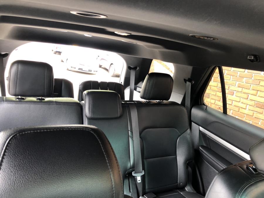 2016 Ford Explorer 4WD 4dr XLT, available for sale in Waterbury, Connecticut | National Auto Brokers, Inc.. Waterbury, Connecticut 2016 Ford Explorer 4WD 4dr XLT, available for sale in Waterbury, Connecticut | National Auto Brokers, Inc.. Waterbury, Connecticut