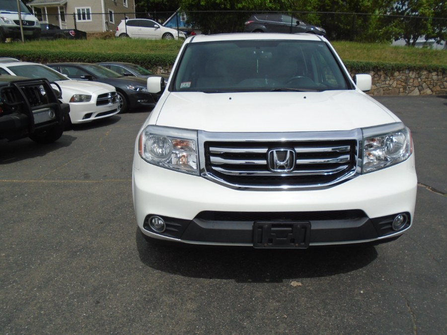 2015 Honda Pilot 4WD 4dr EX-L w/Navi, available for sale in Waterbury, Connecticut | Jim Juliani Motors. Waterbury, Connecticut 2015 Honda Pilot 4WD 4dr EX-L w/Navi, available for sale in Waterbury, Connecticut | Jim Juliani Motors. Waterbury, Connecticut