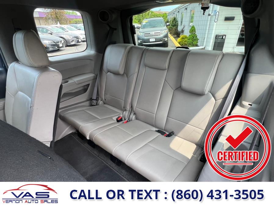 2013 Honda Pilot 4WD 4dr Touring w/RES & Navi, available for sale in Manchester, Connecticut | Vernon Auto Sale & Service. Manchester, Connecticut 2013 Honda Pilot 4WD 4dr Touring w/RES & Navi, available for sale in Manchester, Connecticut | Vernon Auto Sale & Service. Manchester, Connecticut