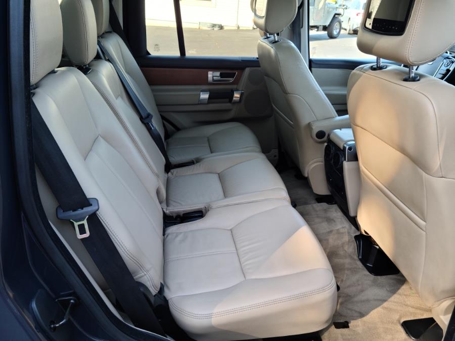 2015 Land Rover LR4 4WD 4dr LUX, available for sale in Milford, Connecticut | Chip's Auto Sales Inc. Milford, Connecticut 2015 Land Rover LR4 4WD 4dr LUX, available for sale in Milford, Connecticut | Chip's Auto Sales Inc. Milford, Connecticut