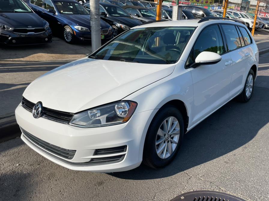 Used Volkswagen Golf SportWagen SE 2017 | Sylhet Motors Inc.. Jamaica, New York