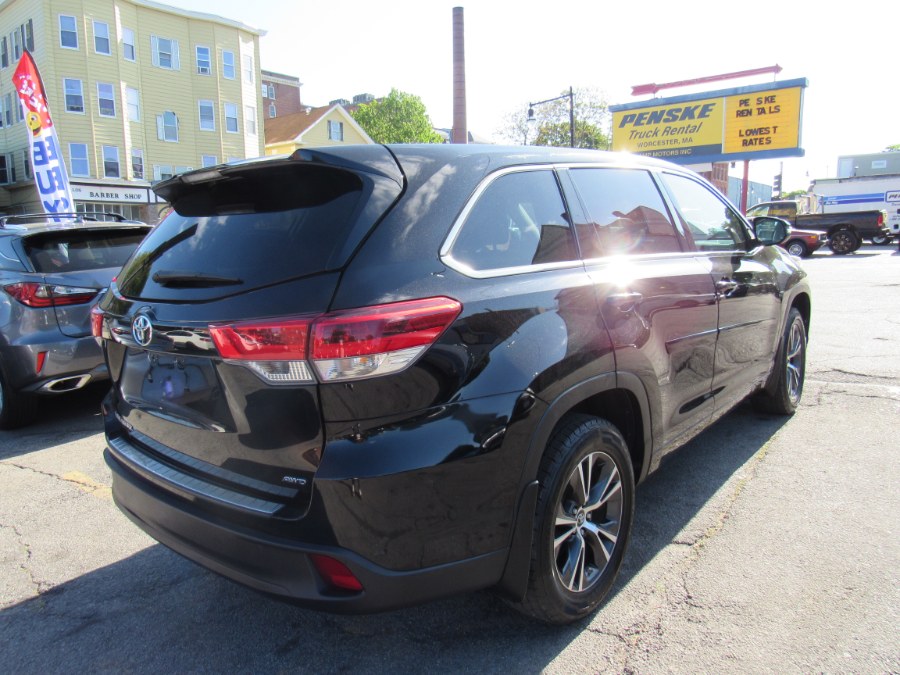 2017 Toyota Highlander LE, available for sale in Worcester, Massachusetts | Hilario's Auto Sales Inc.. Worcester, Massachusetts 2017 Toyota Highlander LE, available for sale in Worcester, Massachusetts | Hilario's Auto Sales Inc.. Worcester, Massachusetts