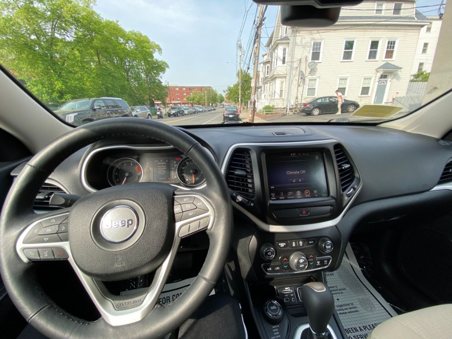 2016 Jeep Cherokee 4WD 4dr Latitude, available for sale in Peabody, Massachusetts | New Star Motors. Peabody, Massachusetts 2016 Jeep Cherokee 4WD 4dr Latitude, available for sale in Peabody, Massachusetts | New Star Motors. Peabody, Massachusetts