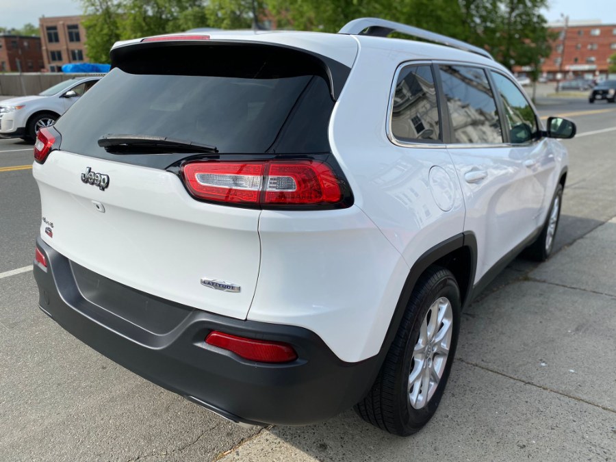 2016 Jeep Cherokee 4WD 4dr Latitude, available for sale in Peabody, Massachusetts | New Star Motors. Peabody, Massachusetts 2016 Jeep Cherokee 4WD 4dr Latitude, available for sale in Peabody, Massachusetts | New Star Motors. Peabody, Massachusetts