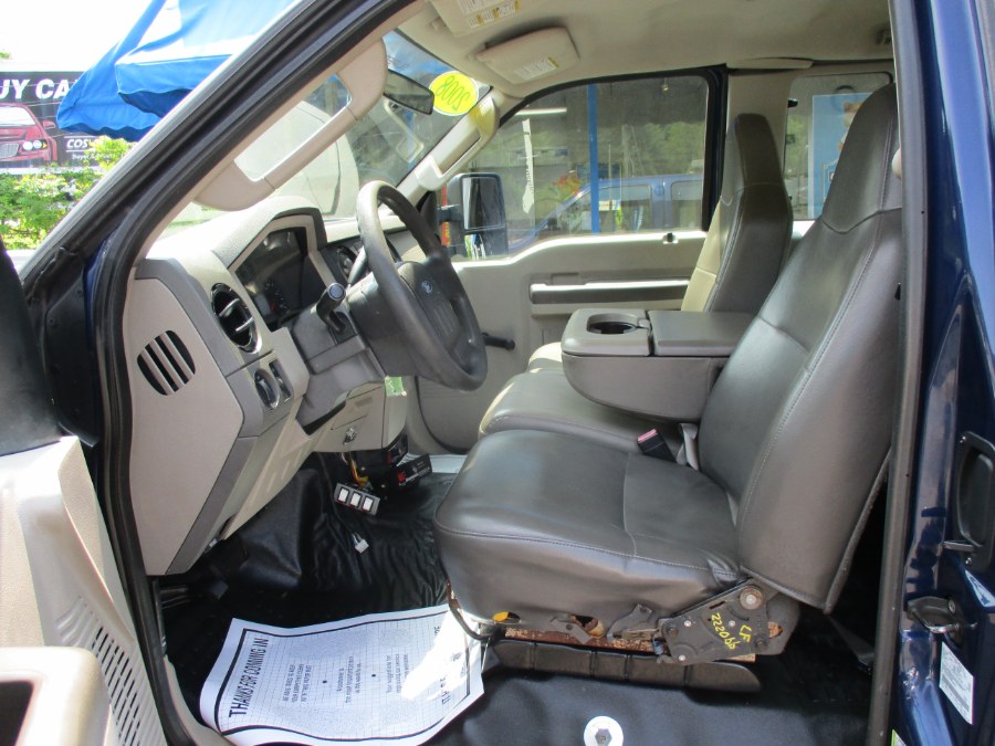 2008 Ford Super Duty F-250 SRW F-250 4x4, available for sale in Meriden, Connecticut | Cos Central Auto. Meriden, Connecticut 2008 Ford Super Duty F-250 SRW F-250 4x4, available for sale in Meriden, Connecticut | Cos Central Auto. Meriden, Connecticut