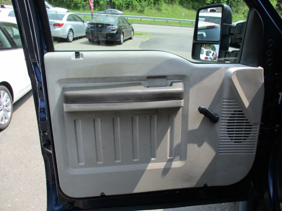 2008 Ford Super Duty F-250 SRW F-250 4x4, available for sale in Meriden, Connecticut | Cos Central Auto. Meriden, Connecticut 2008 Ford Super Duty F-250 SRW F-250 4x4, available for sale in Meriden, Connecticut | Cos Central Auto. Meriden, Connecticut