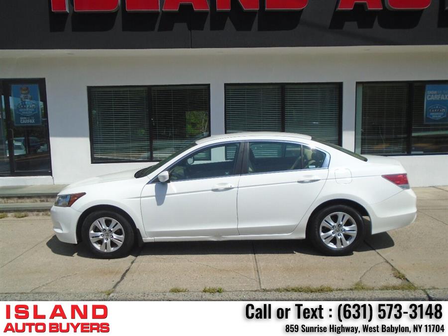 2010 Honda Accord LX P 4dr Sedan 5A, available for sale in West Babylon, New York | Island Auto Buyers. West Babylon, New York 2010 Honda Accord LX P 4dr Sedan 5A, available for sale in West Babylon, New York | Island Auto Buyers. West Babylon, New York