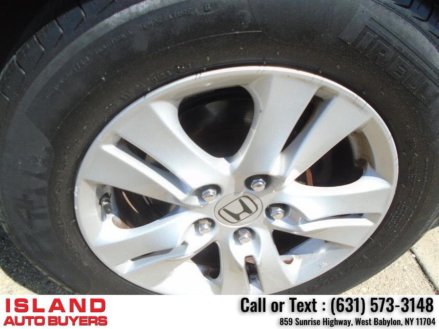 2010 Honda Accord LX P 4dr Sedan 5A, available for sale in West Babylon, New York | Island Auto Buyers. West Babylon, New York 2010 Honda Accord LX P 4dr Sedan 5A, available for sale in West Babylon, New York | Island Auto Buyers. West Babylon, New York