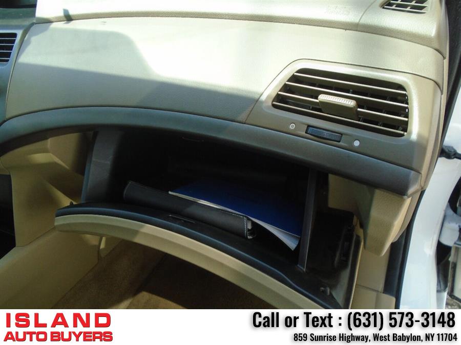 2010 Honda Accord LX P 4dr Sedan 5A, available for sale in West Babylon, New York | Island Auto Buyers. West Babylon, New York 2010 Honda Accord LX P 4dr Sedan 5A, available for sale in West Babylon, New York | Island Auto Buyers. West Babylon, New York